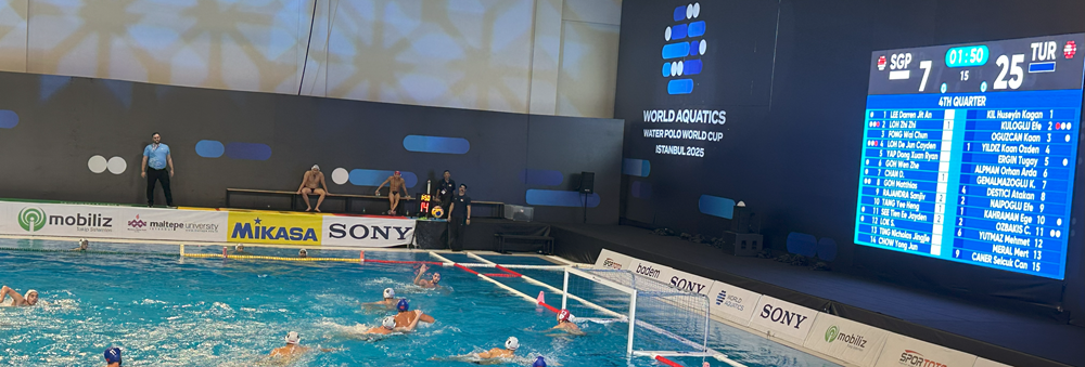 Water polo LED videoboard for aquatic arenas